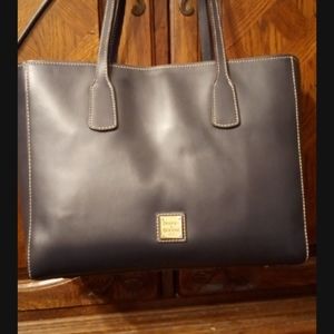 Dooney & Bourke